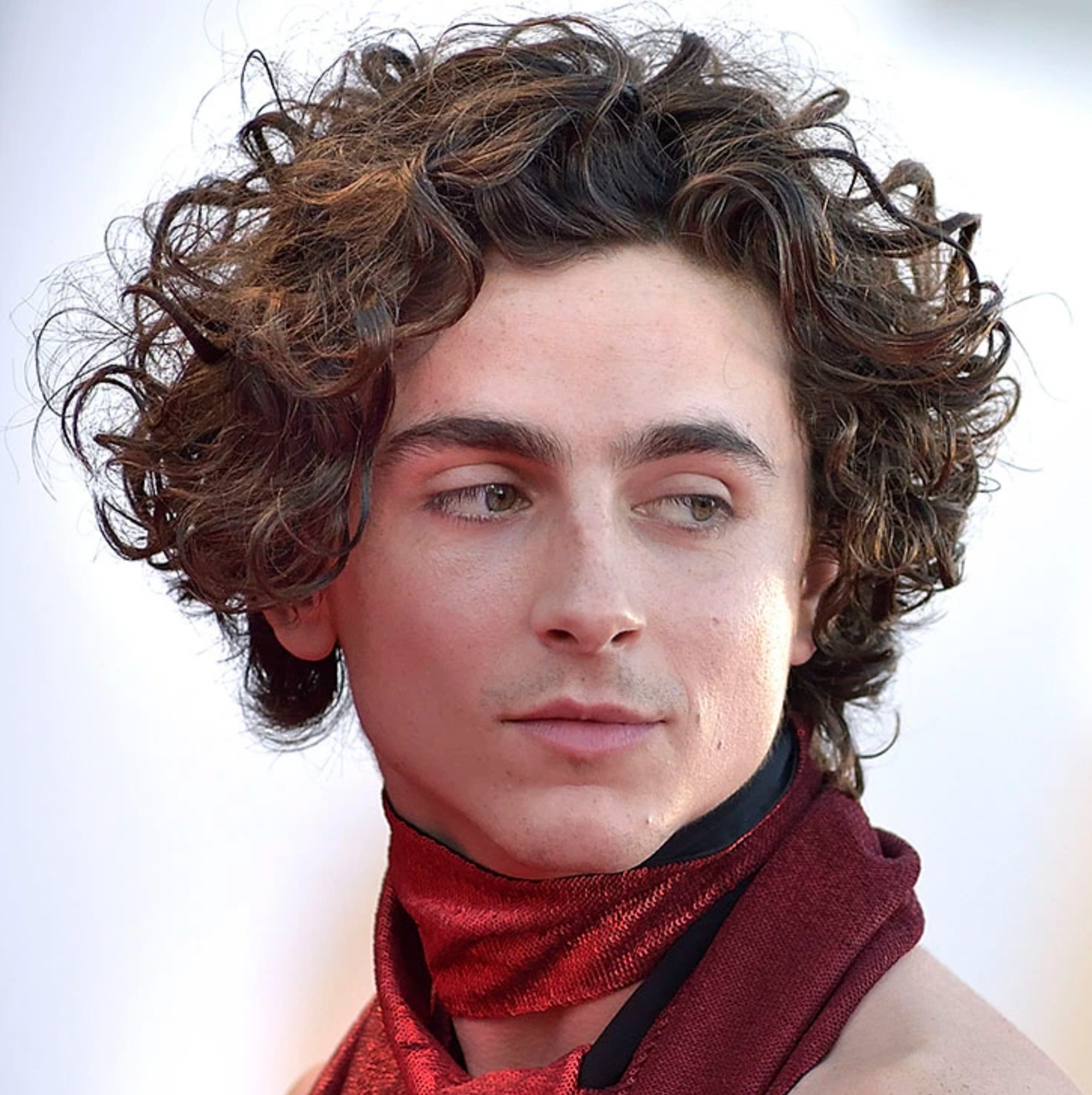 Long Hair Styling Products Male: The Ultimate Guide to Achieving Stylish Curls